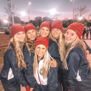 Meet your Posher, Ava